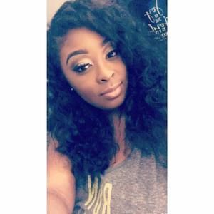 Meet your Posher, Avery